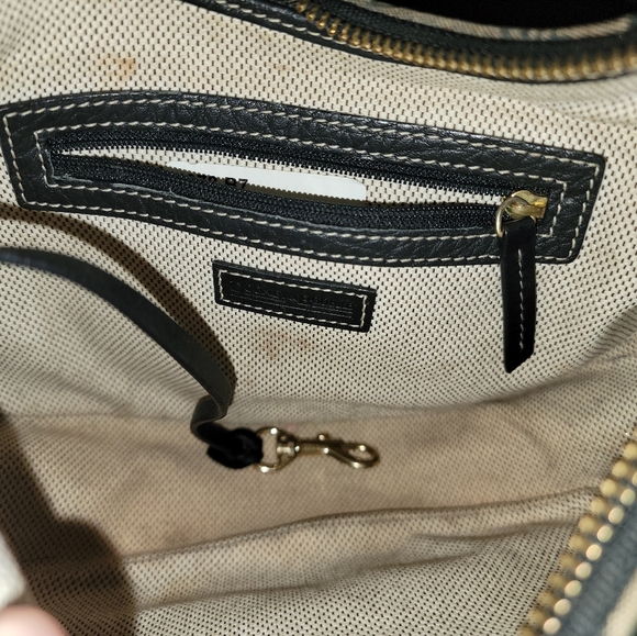 Dooney & Bourke Purse - Picture 3 of 6